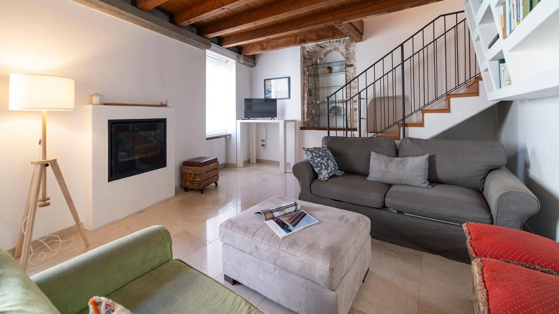 Duomo Apartment 伊塞奥