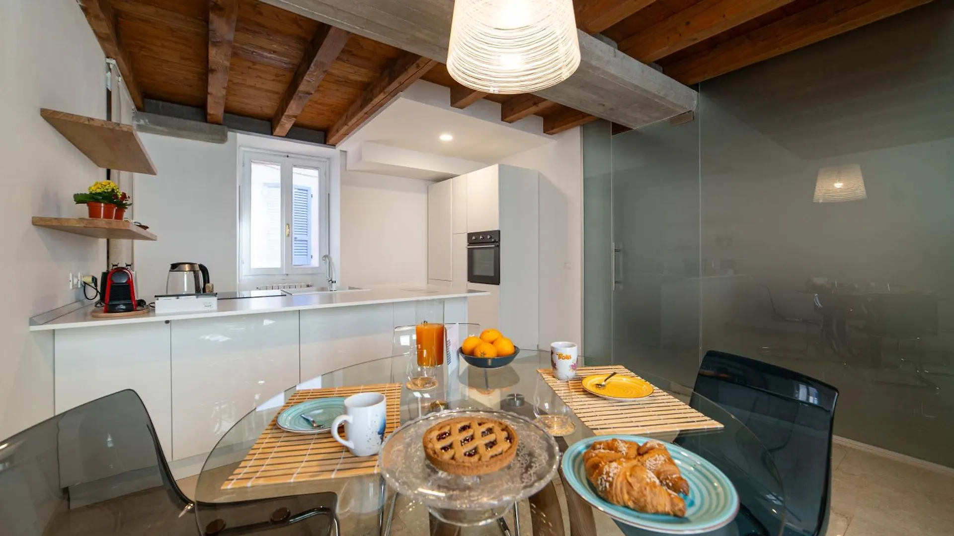 Duomo Apartment 伊塞奥